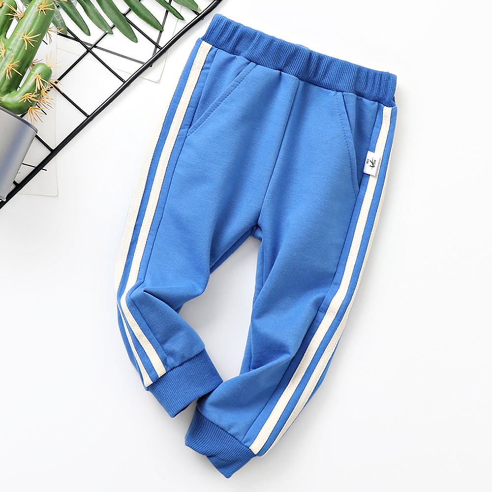 

features material 65 cotton and 35 polyester the actual product