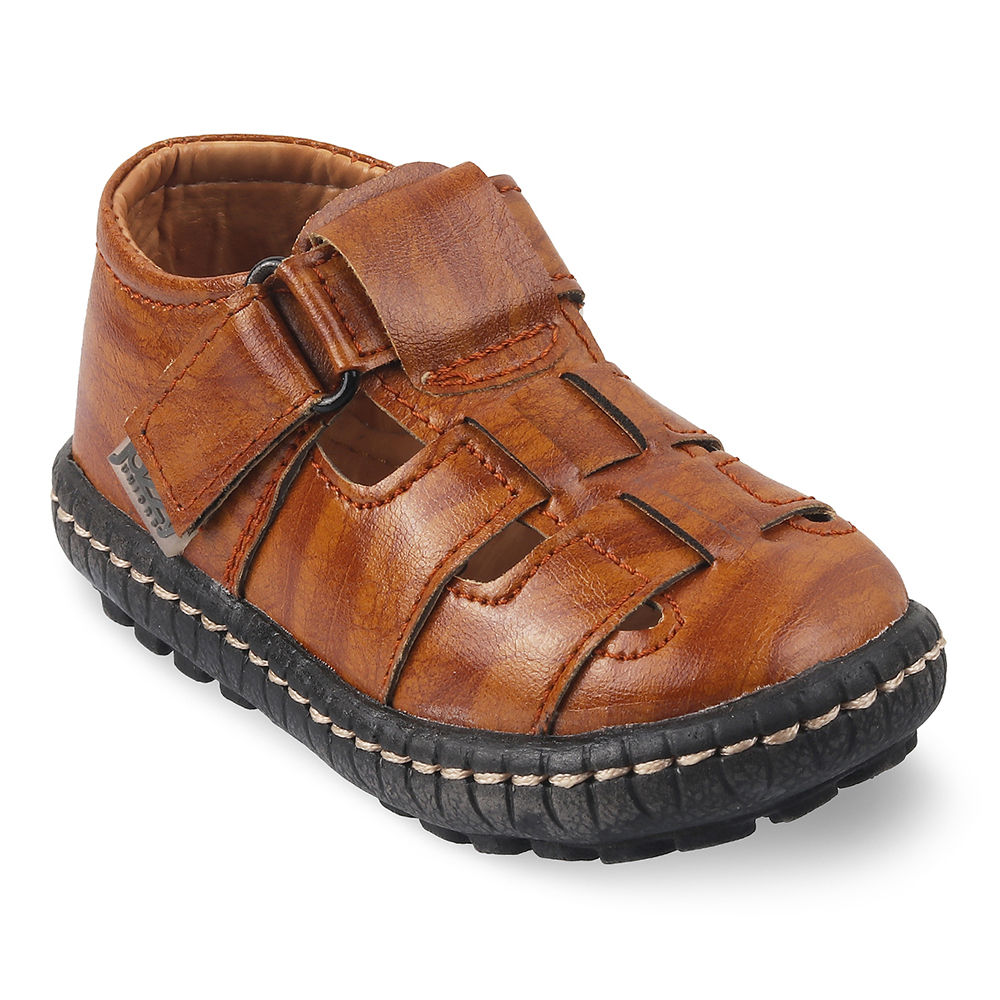 Molekinho Abibola Boys Casual Sandals with Adjustable Strap Made in Brazil-  Boy Fashion Shoes and Sandal, CARAMEL 876/COFFEE 569, 32 EU : Amazon.in:  Fashion