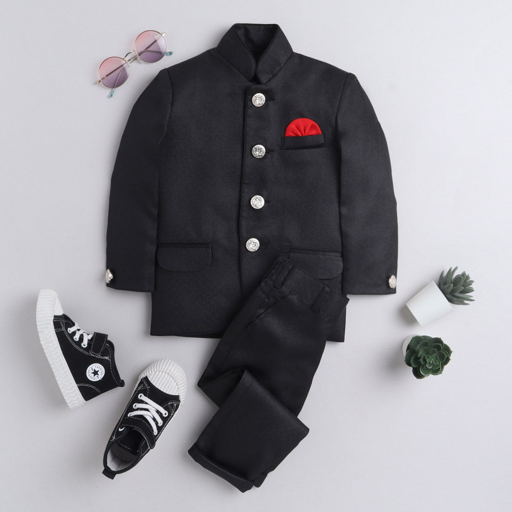 

features fabric silk blend fit type regular full sleeves shirt