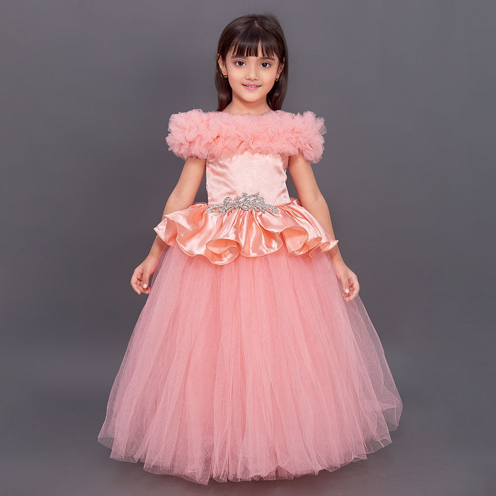 

features material polyester blend the actual product may differ slightly
