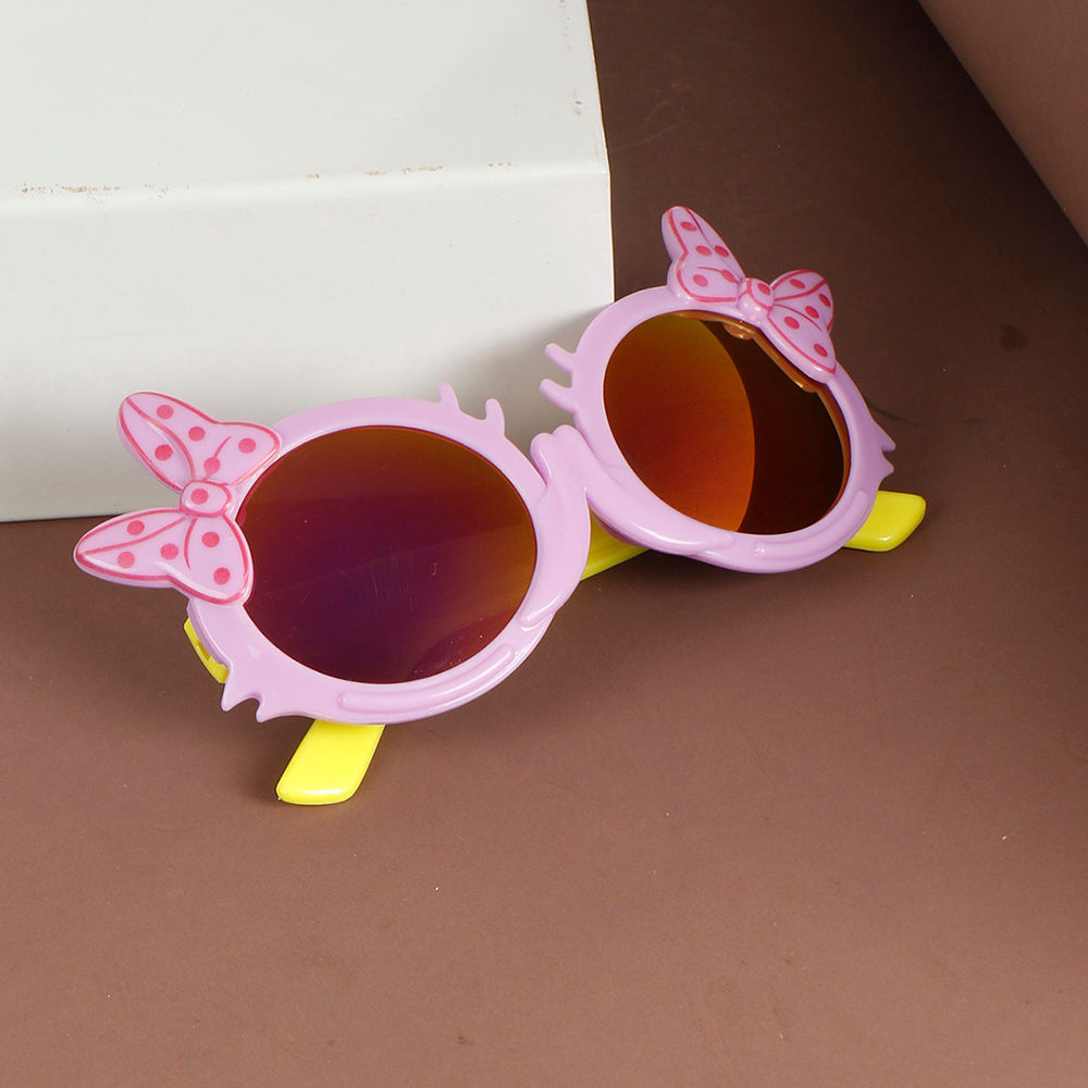 

these unisex sunglasses make you look fashionable and are 100