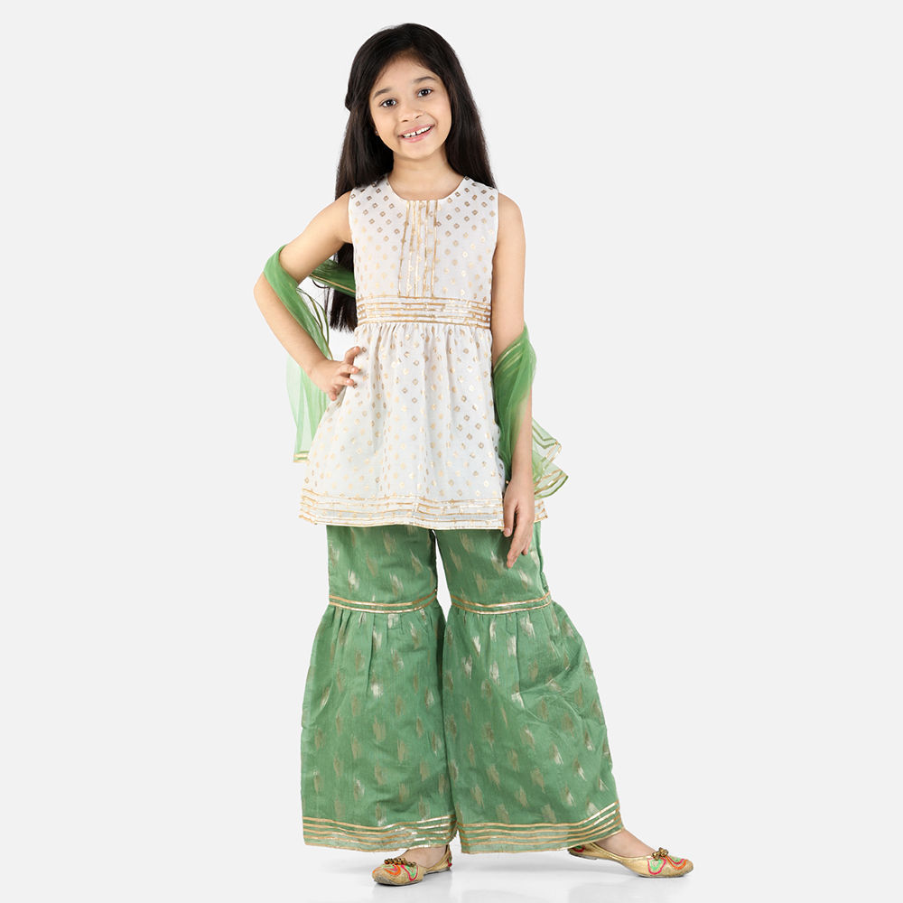 

features material cotton chanderi the actual product may differ slightly