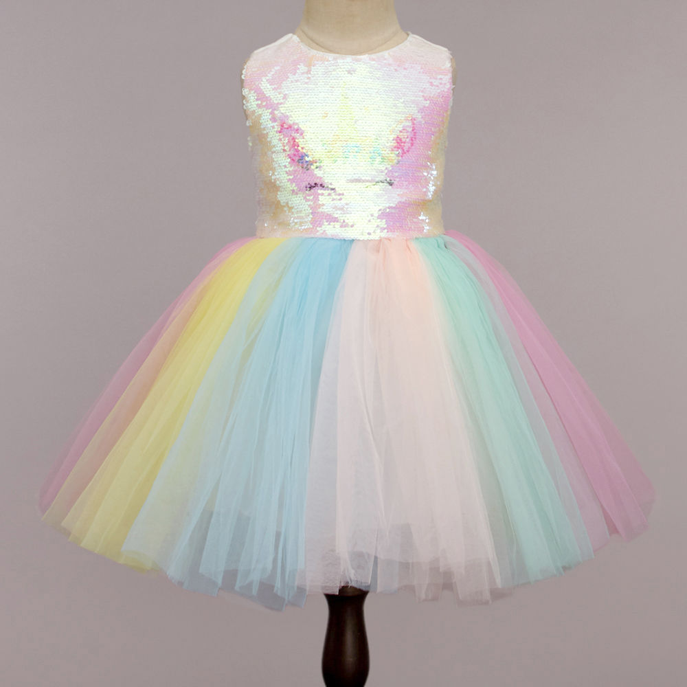 

features material polyester blend fit type slim the actual product