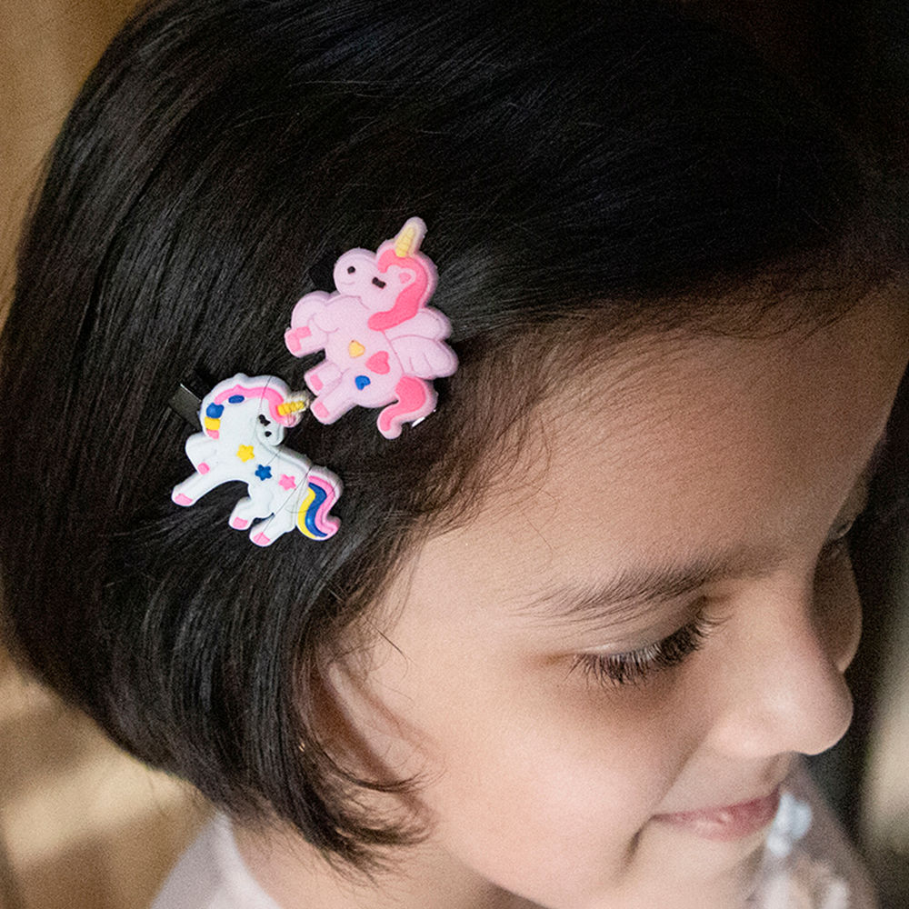 

dress your little girl in this lovely accessories and make