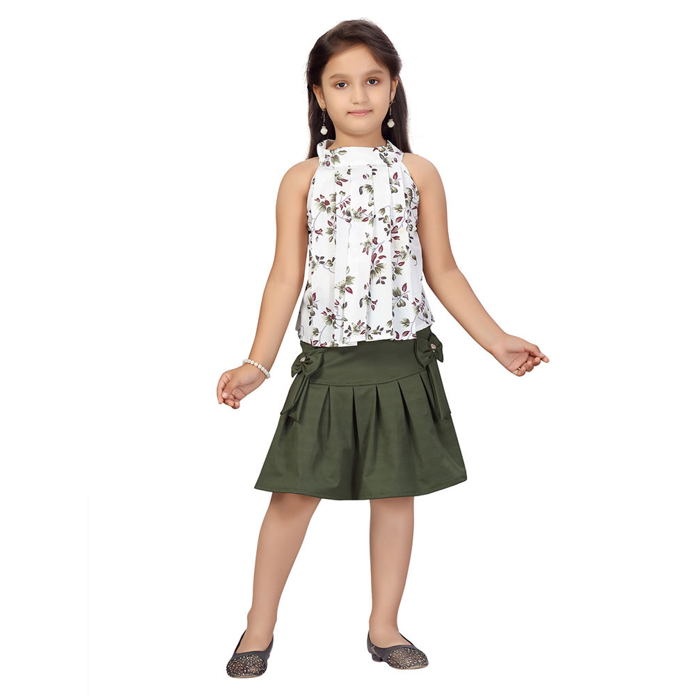 

features material cotton blend the actual product may differ slightly
