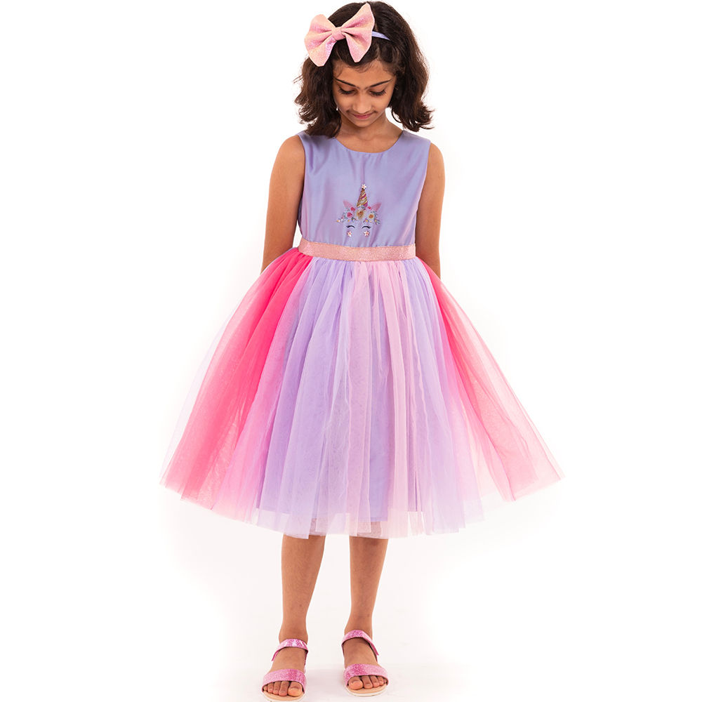 

features material polyester the actual product may differ slightly in