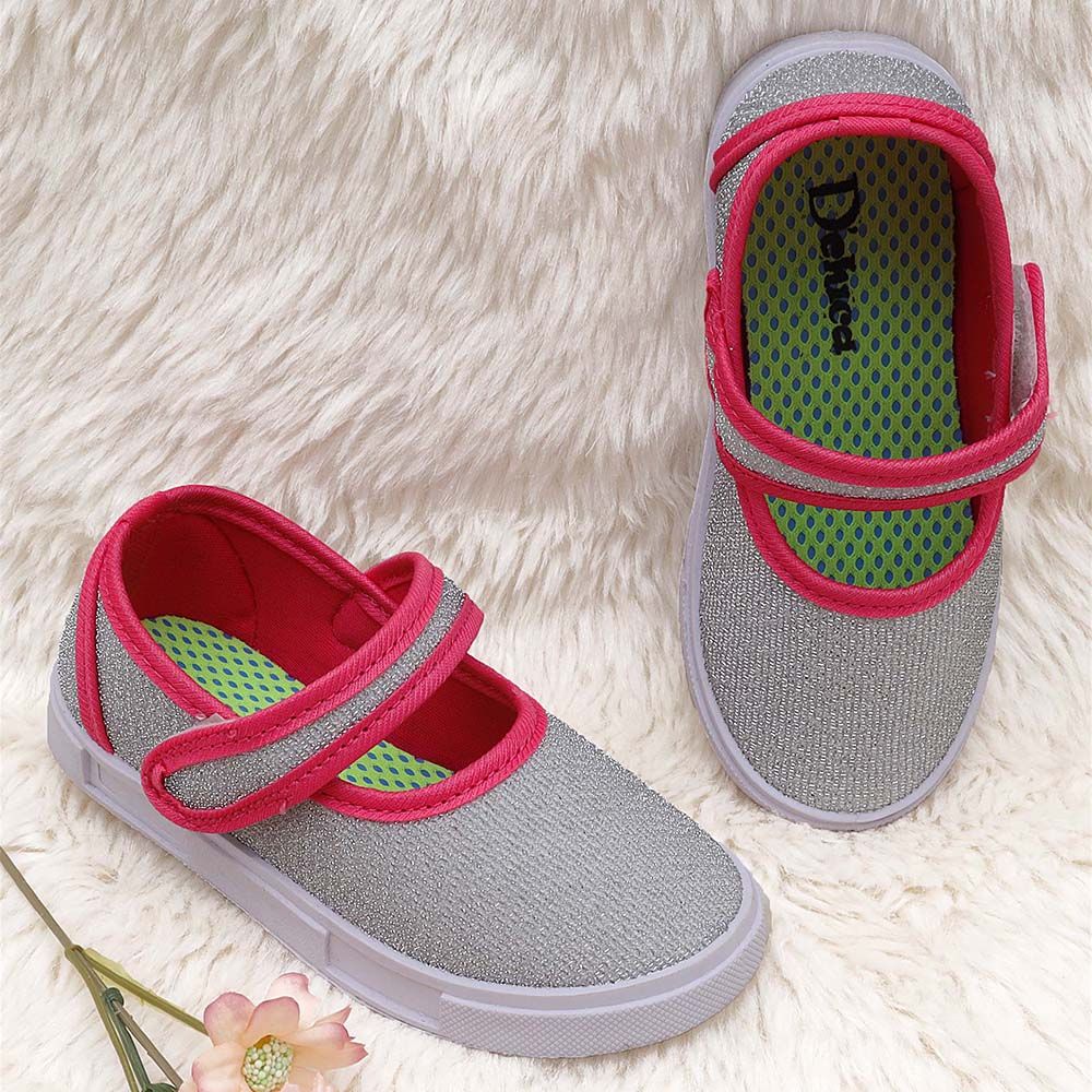 

features outer material synthetic sole material pu inner linning pu