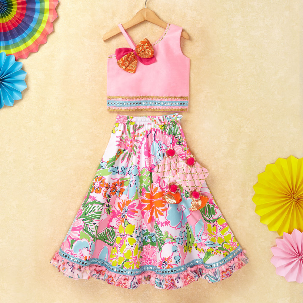 

features material cotton blend the actual product may differ slightly