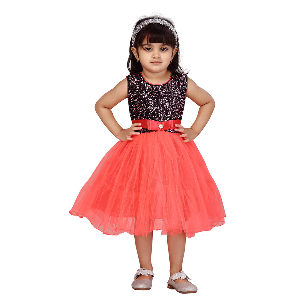 

features material polyester the actual product may differ slightly in