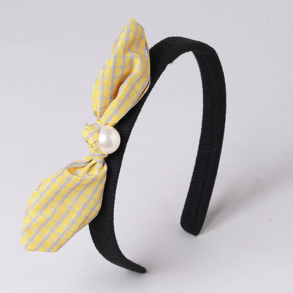 

features the actual product may differ slightly in color from