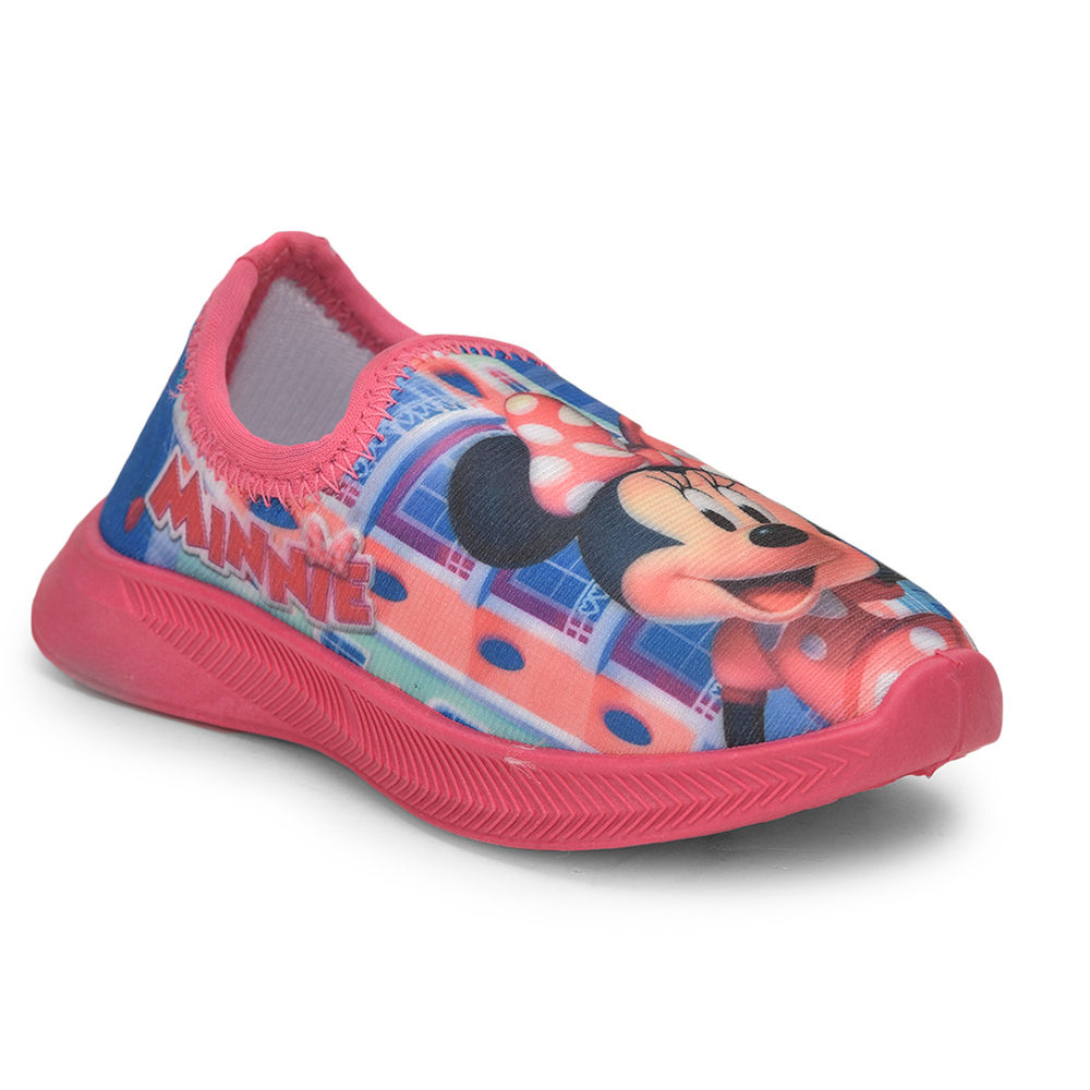 

features upper material lycra sole material pvc the actual product
