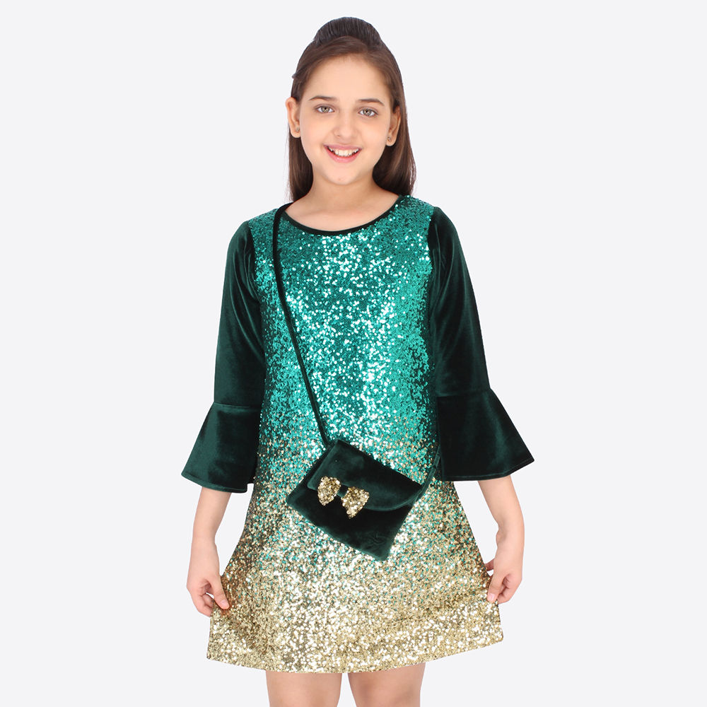 

features top material cotton blend the actual product may differ
