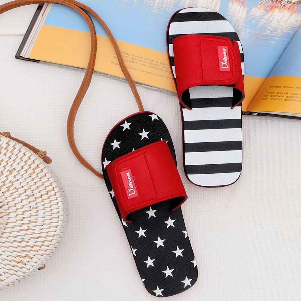 

features upper material synthetic sole material synthetic the actual product