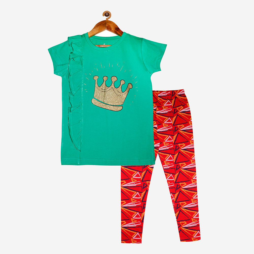 

features material 85 cotton and 15 fibber the actual product