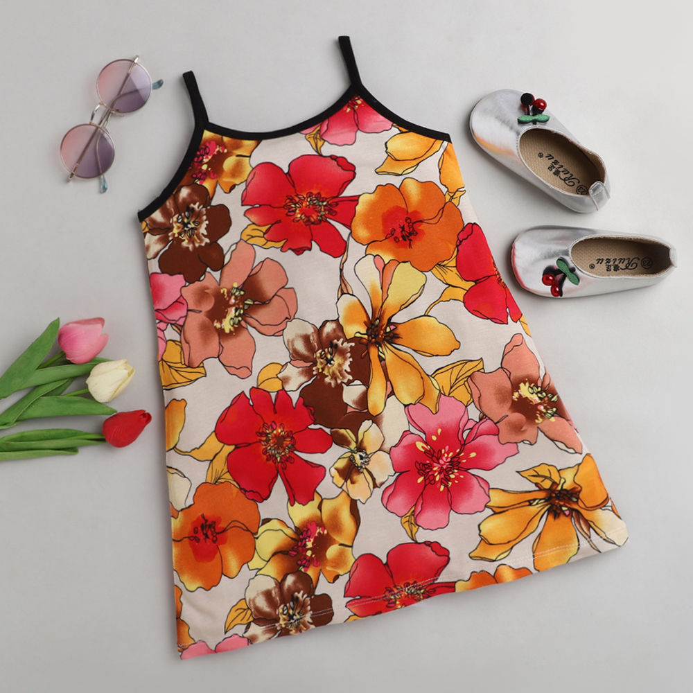 

features material 100 polyester the actual product may differ slightly