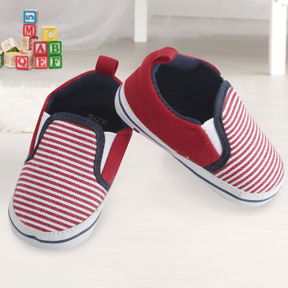 

features upper material canvas the actual product may differ slightly