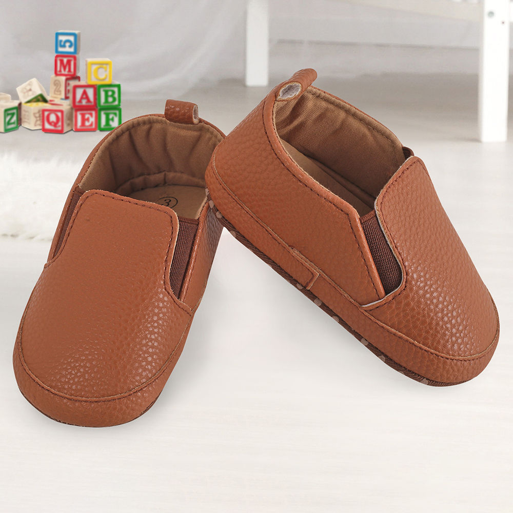 

features upper material pu leather the actual product may differ