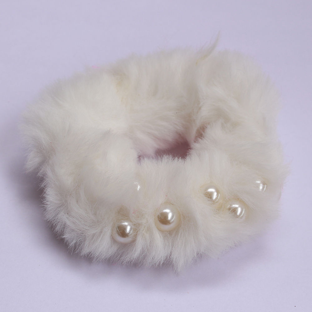 

features the actual product may differ slightly in color from