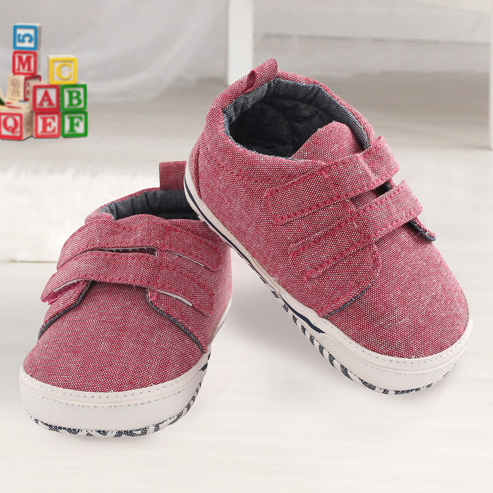 

features upper material 100 synthetic sole material softsole the actual
