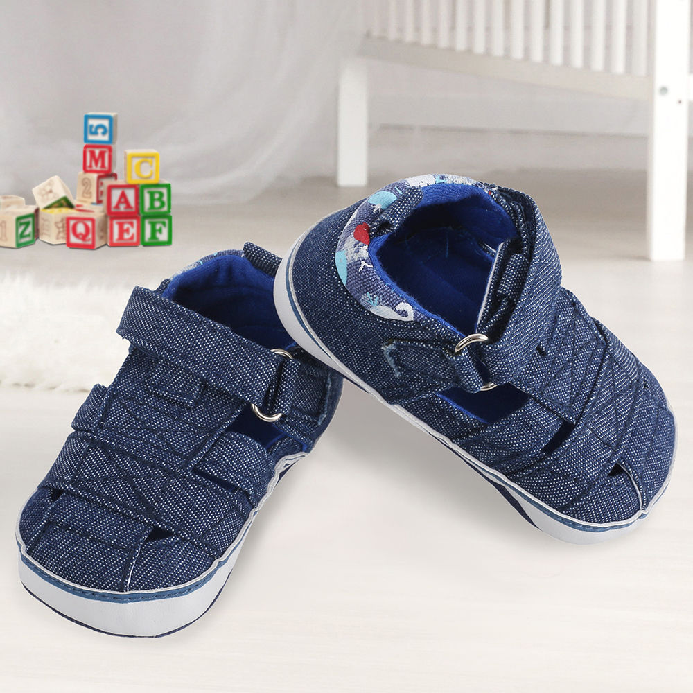 

features material denim the actual product may differ slightly from