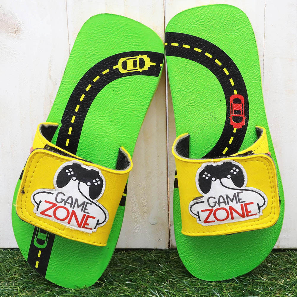 

features upper material synthetic sole material eva the actual product