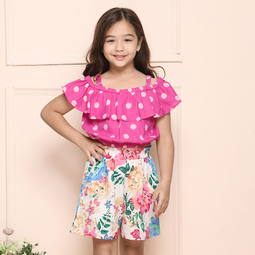 

features material 95 polyester and 5 spandex the actual product