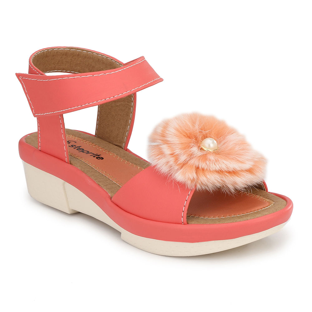 

features material nbsp synthetic leather closure nbsp velcro the actual