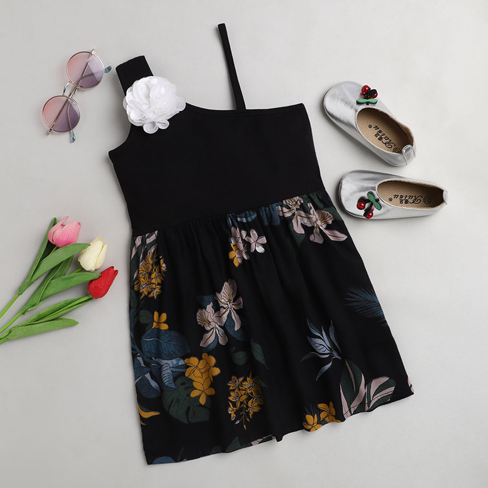 

features material 100 cotton the actual product may differ slightly