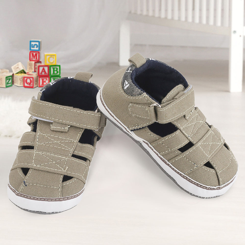 

features material denim the actual product may differ slightly from