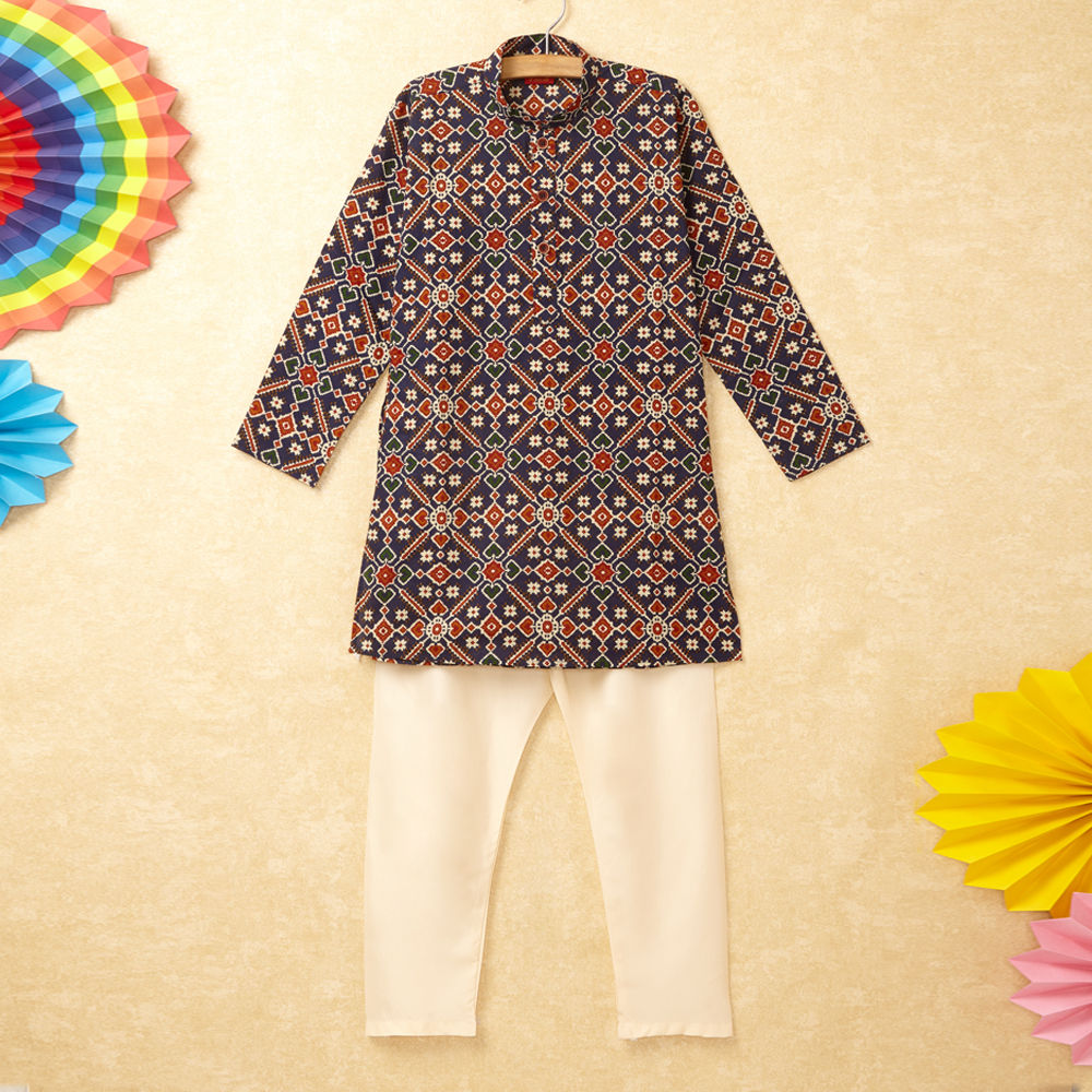 

features material cotton blend the actual product may differ slightly