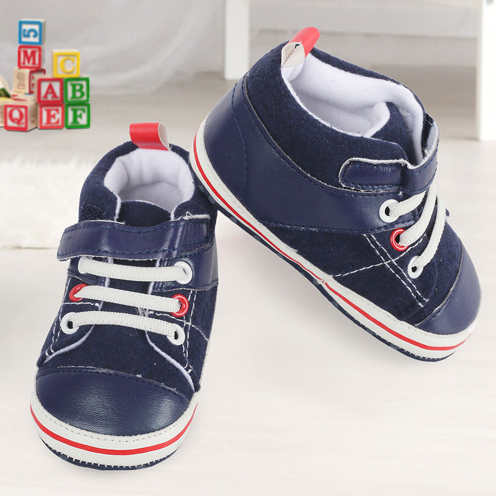 

features upper material canvas the actual product may differ slightly