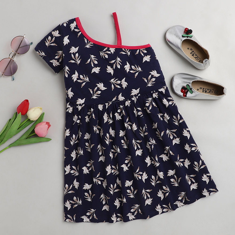 

features material 100 cotton the actual product may differ slightly