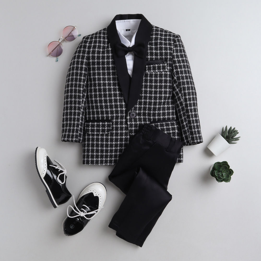 

features material polyester blend the actual product may differ slightly