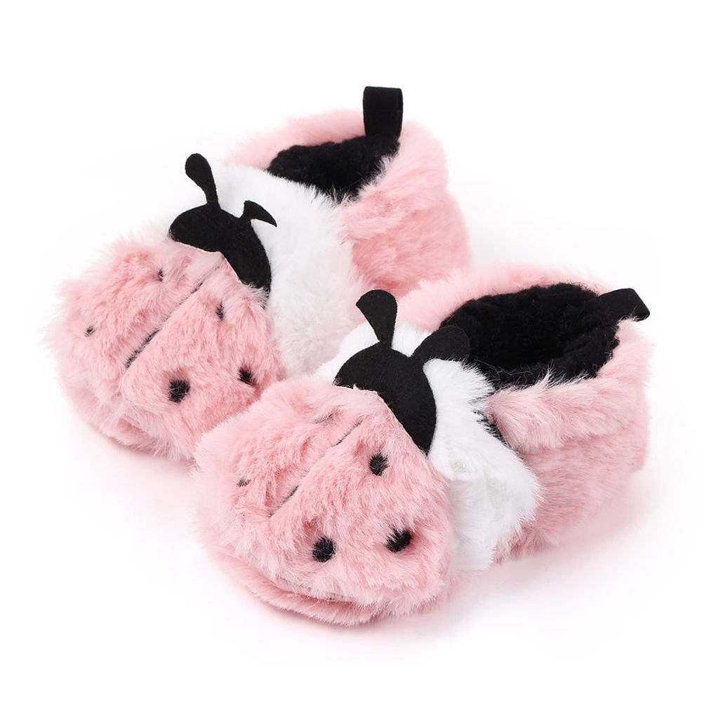 

features material fur the actual product may differ slightly from