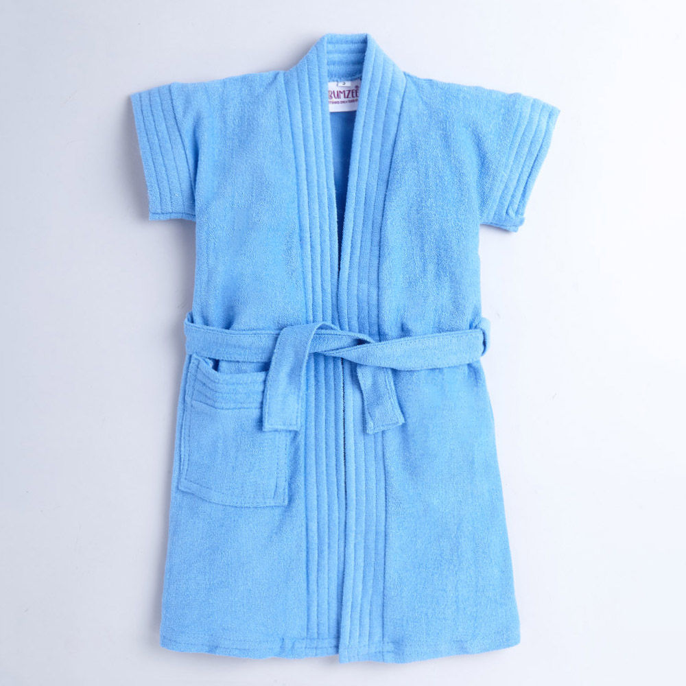 

wrapping your baby in warmth and coziness after bath time