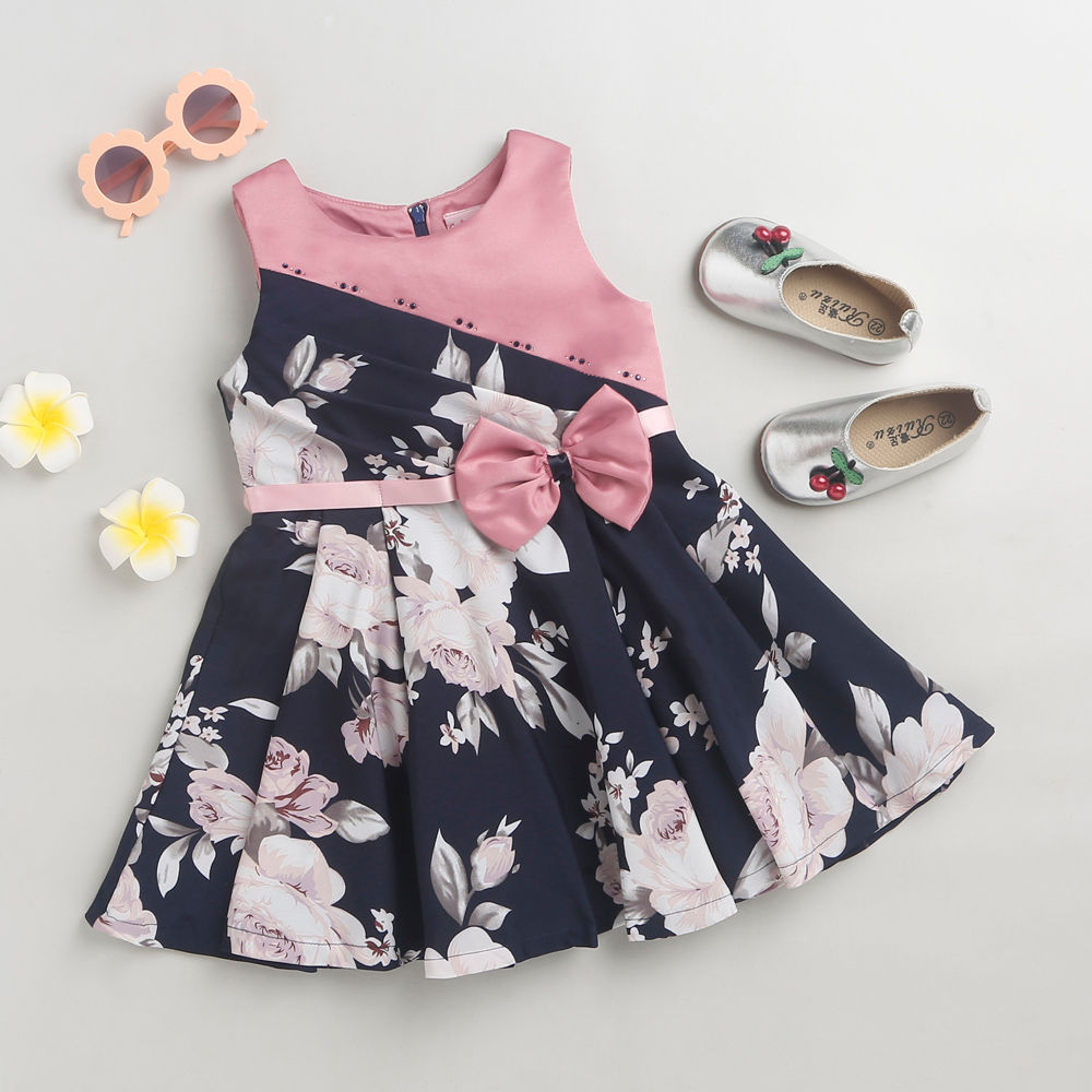 

features material 95 cotton and 5 polyester the actual product