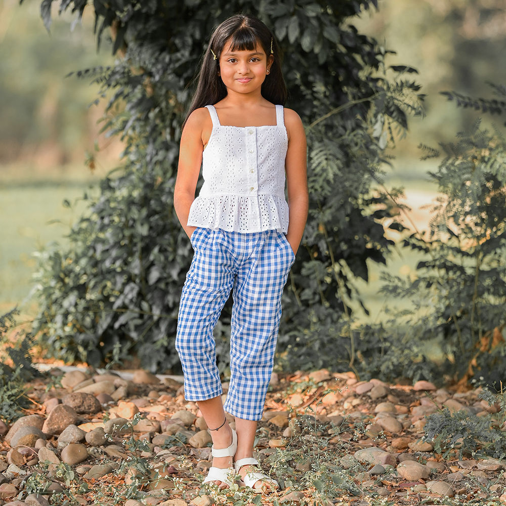 

features material cotton fit type slim the actual product may