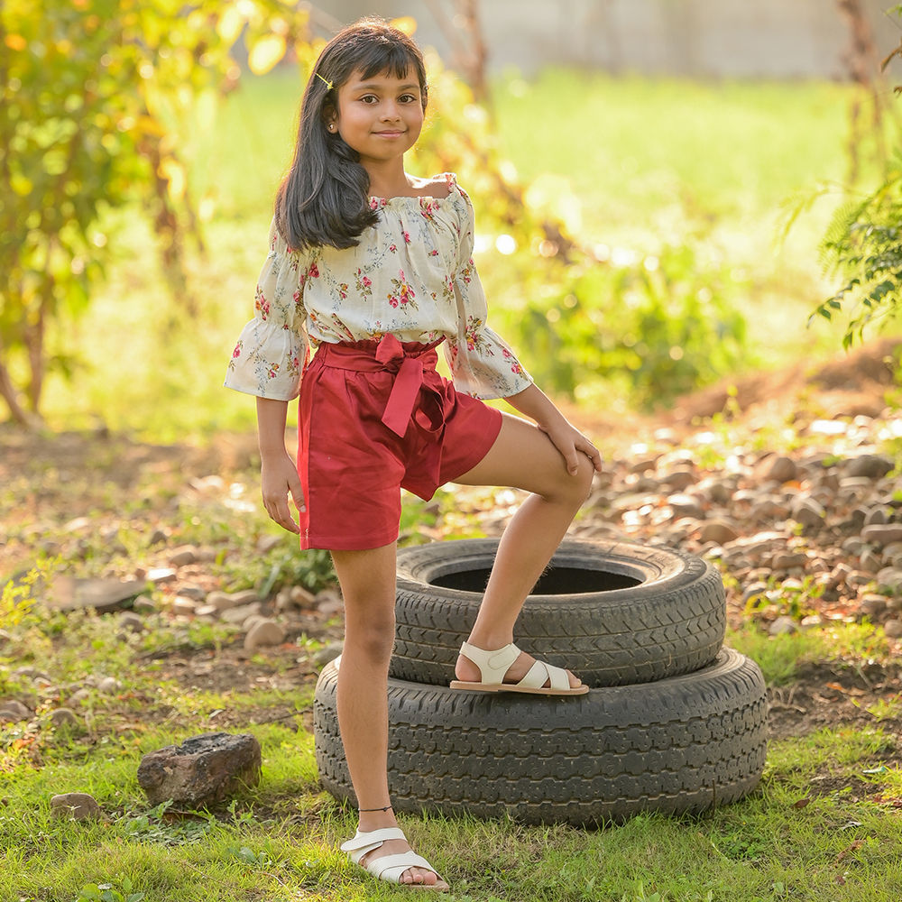 

features material cotton the actual product may differ slightly in