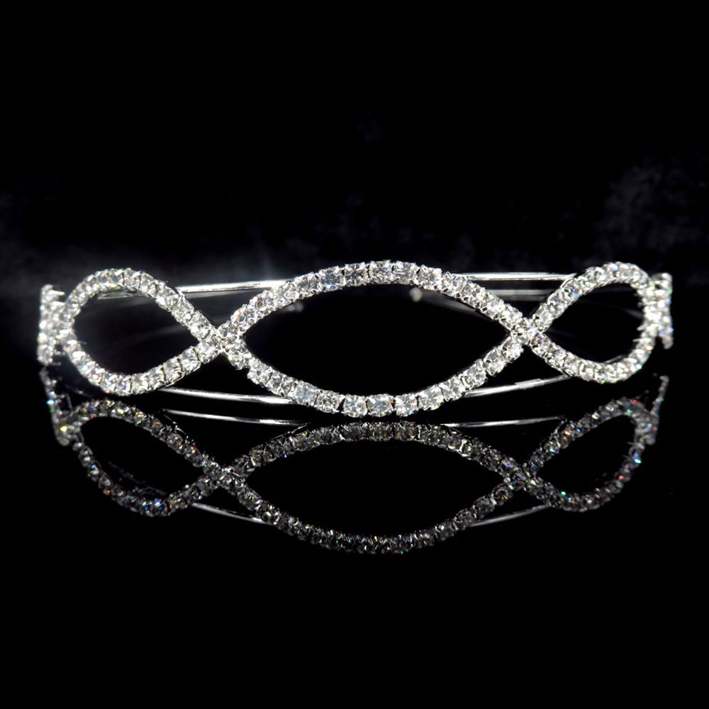 

these beautiful and vintage style headband is fit for your