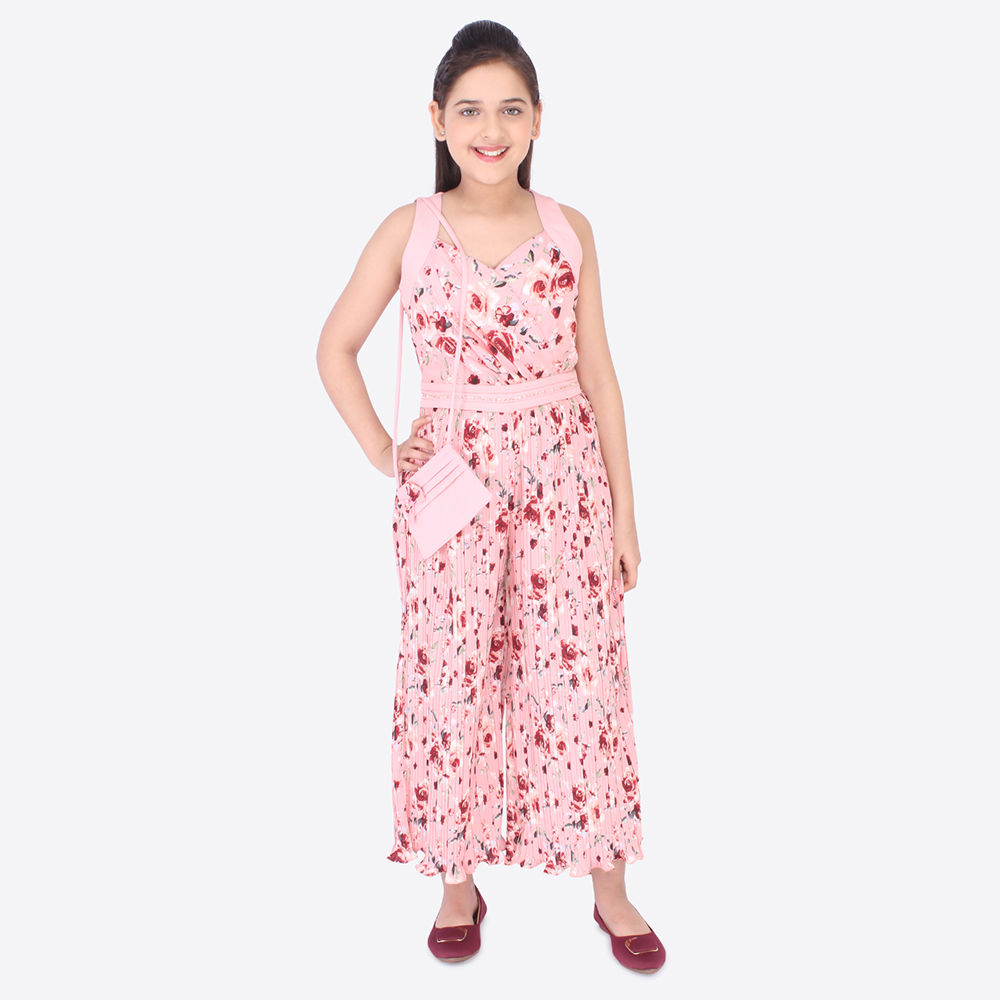 

features material polyester the actual product may differ slightly in