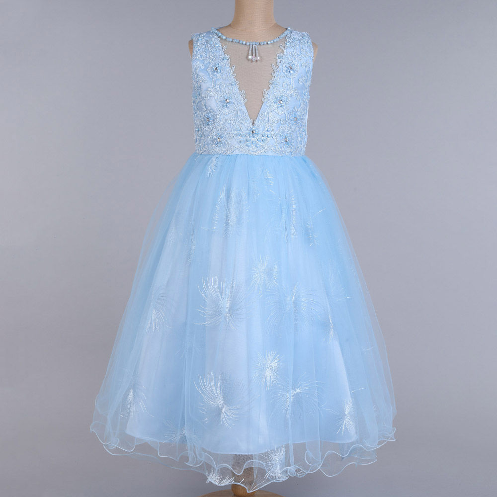 

features material 65 polyester and 35 viscose the actual product