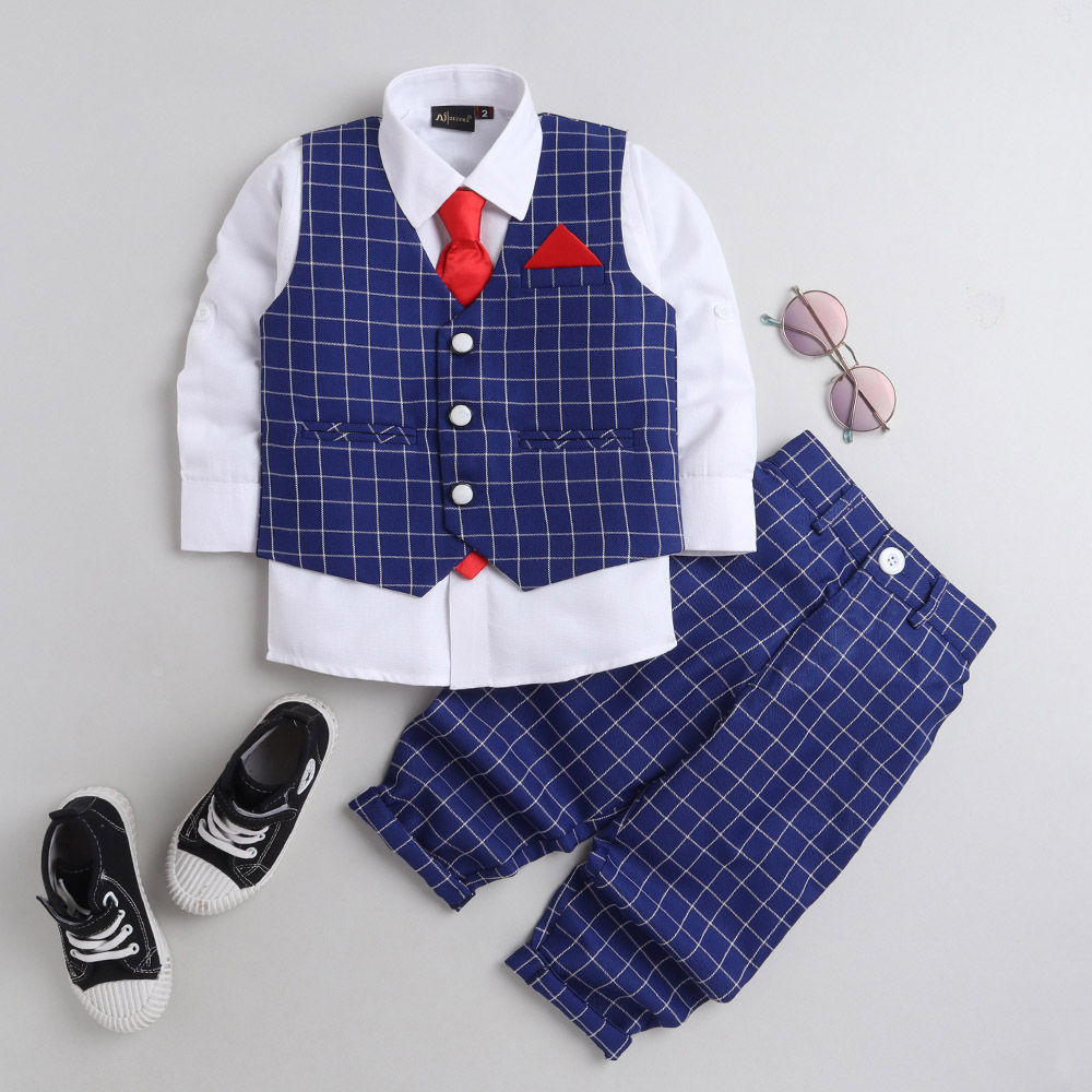 

features material cotton blend the actual product may differ slightly
