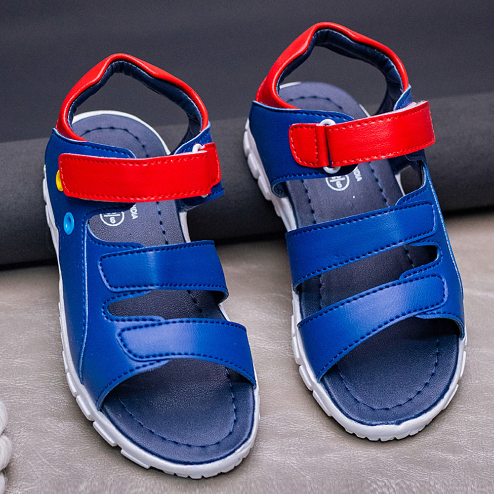 

features upper material synthetic leather sole material velcro the actual