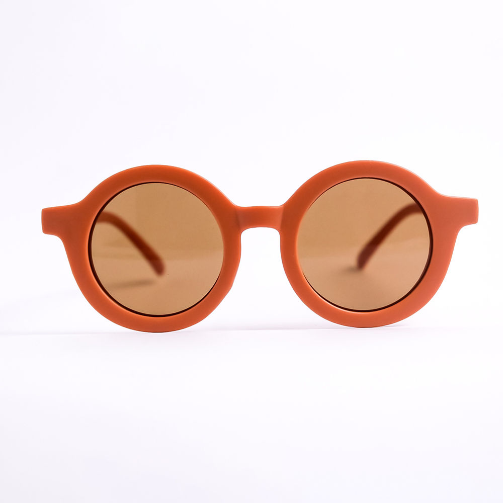 

round sunglass for kids lovingly made out of bpa free