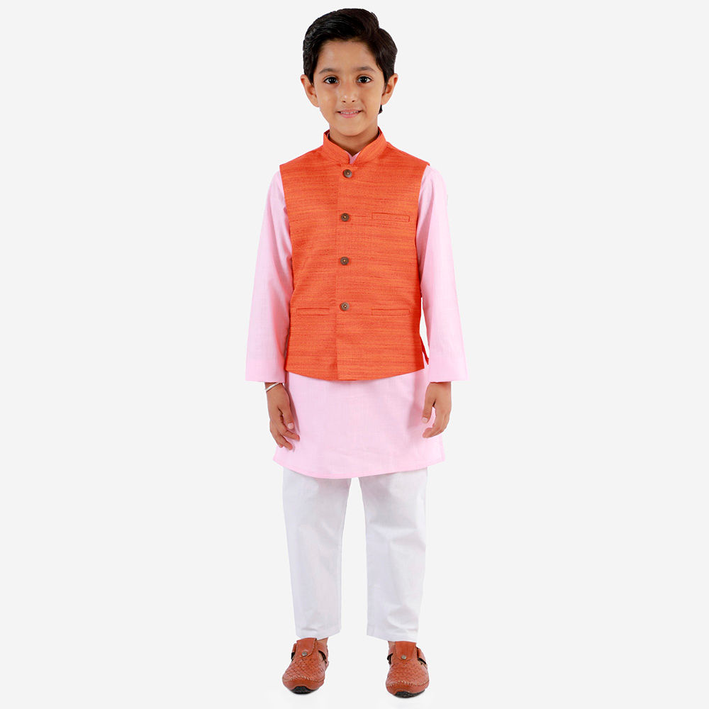 

features material silk the actual product may differ slightly in