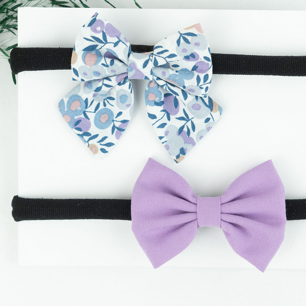 

sweet and simple handmade bow set made out of a