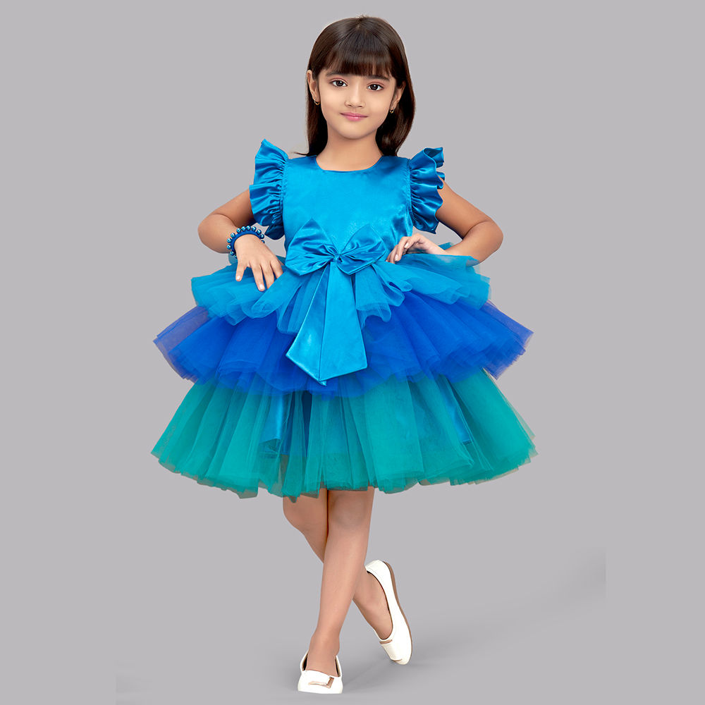 

features material polyester blend the actual product may differ slightly