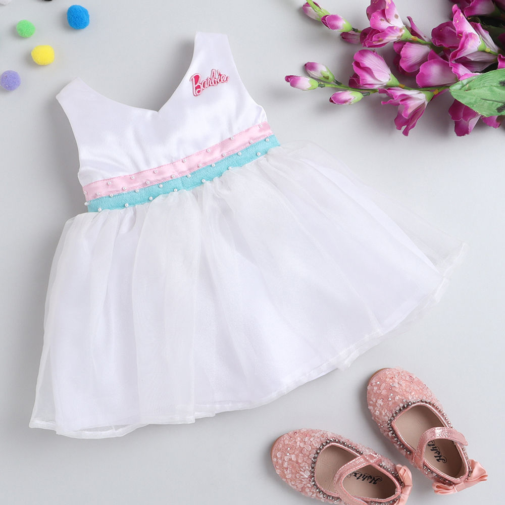 

features material polyester the actual product may differ slightly in