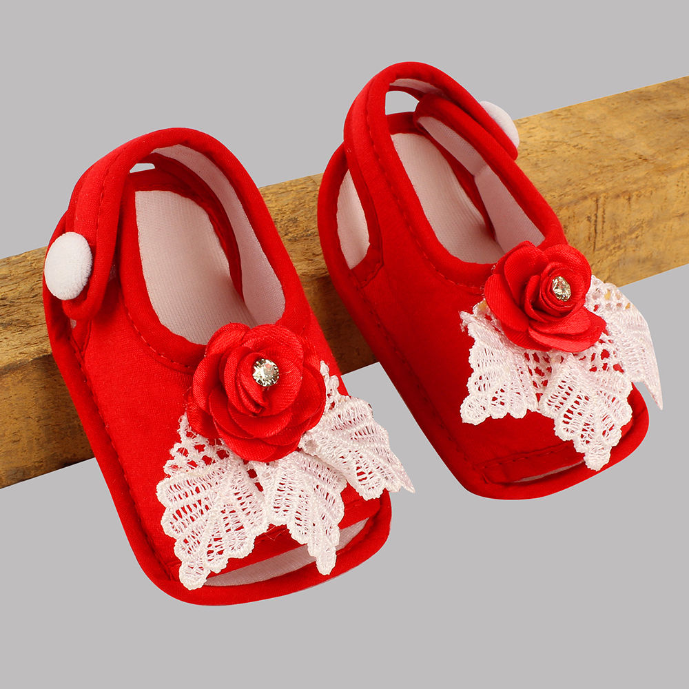 

features upper material 100 pu sole material 100 rubber the