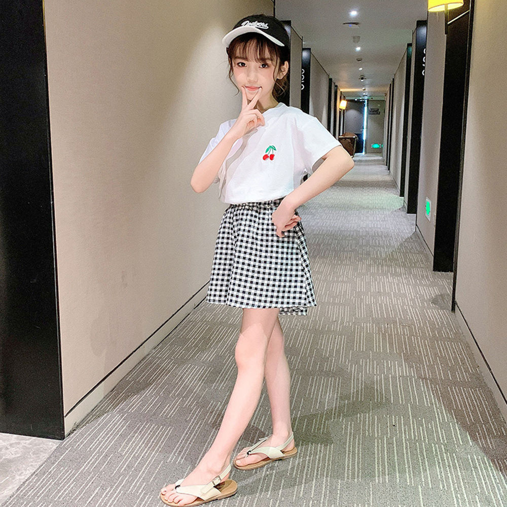 

features material 85 cotton and 15 fiber bottom 80 cotton